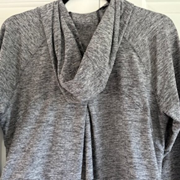 EUC Athleta Full Zip Hooded Jacket - Large - Picture 10 of 13